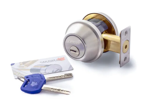 High-security deadbolt lock with keys